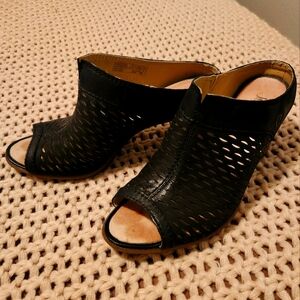 Women's Black Peep-Toe Heels